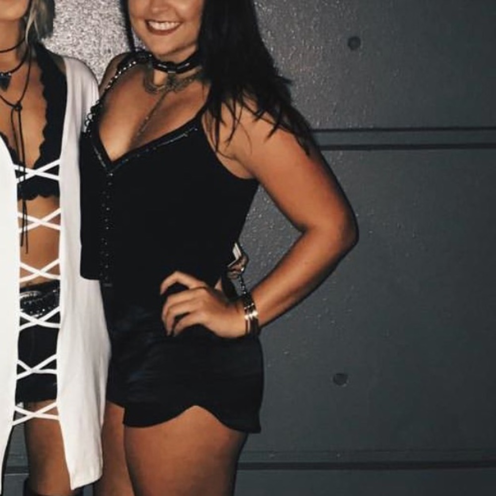 Black crop top